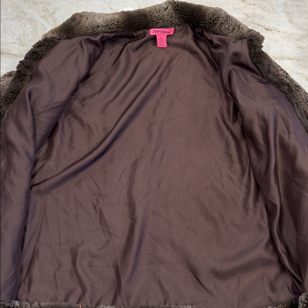 Betsey Johnson Brown/Tan Faux‎ Fur Teddy Coat Size M Lined Hook Eye Closure - Picture 10 of 14